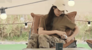 Waist-Mounted Electric Fan - Stay Cool on the Go 2