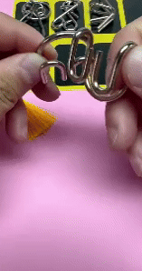 Metal Wire Puzzle - Challenge Your Mind with Fun Brain Teasers 2