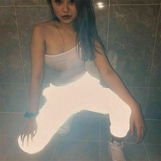 Reflective Trousers - Stay Safe During Low-Light Workouts 2