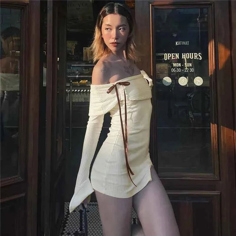 Lace-up Flare Long Sleeve Off-shoulder Backless Bodycon Mini Dress - Rown