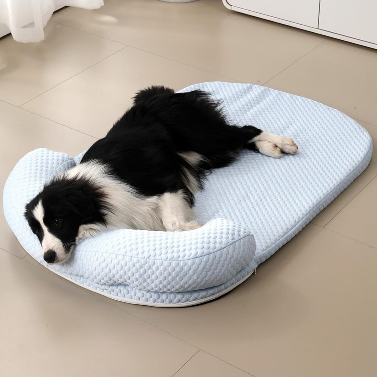 Pet Cooling Bed - Keep Your Pets Cool and Comfortable 1