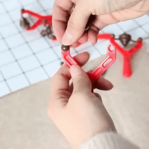 Smiley Poop Slingshot Toy - Hilarious Fun for Kids 1