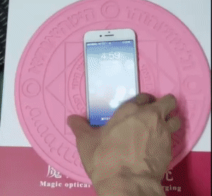 Magic Array Wireless Charger Pad - Effortless Device Charging 1