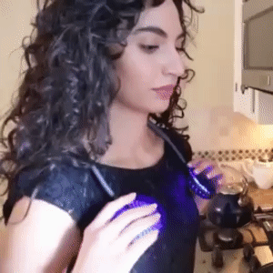 Portable Hanging Neck Sports Fan - Stay Cool Anywhere 1